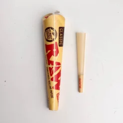 RAW Cones 1PK: 1-1/4 プレミアムプリロールドコーン
